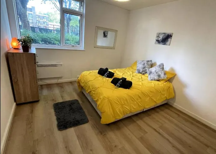 Spacious 2 Bedroom In Central Hoxton