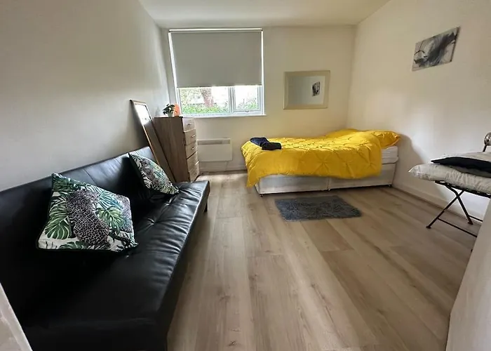 Spacious 2 Bedroom In Central Hoxton